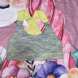 Lululemon sport bra